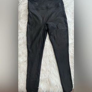 Spanx faux leather leggings. Black